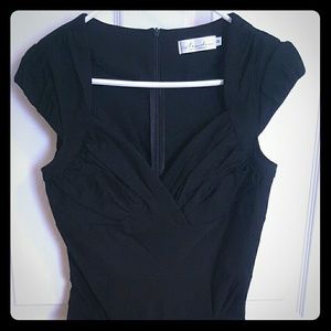 Sweetheart neckline midi dress